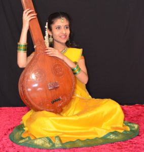 Oaviya Bavan (Rising Star Award - Carnatic vocal)